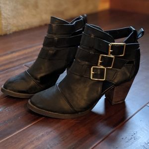 VGUC Mossimo chunky heel, 3 buckle booties